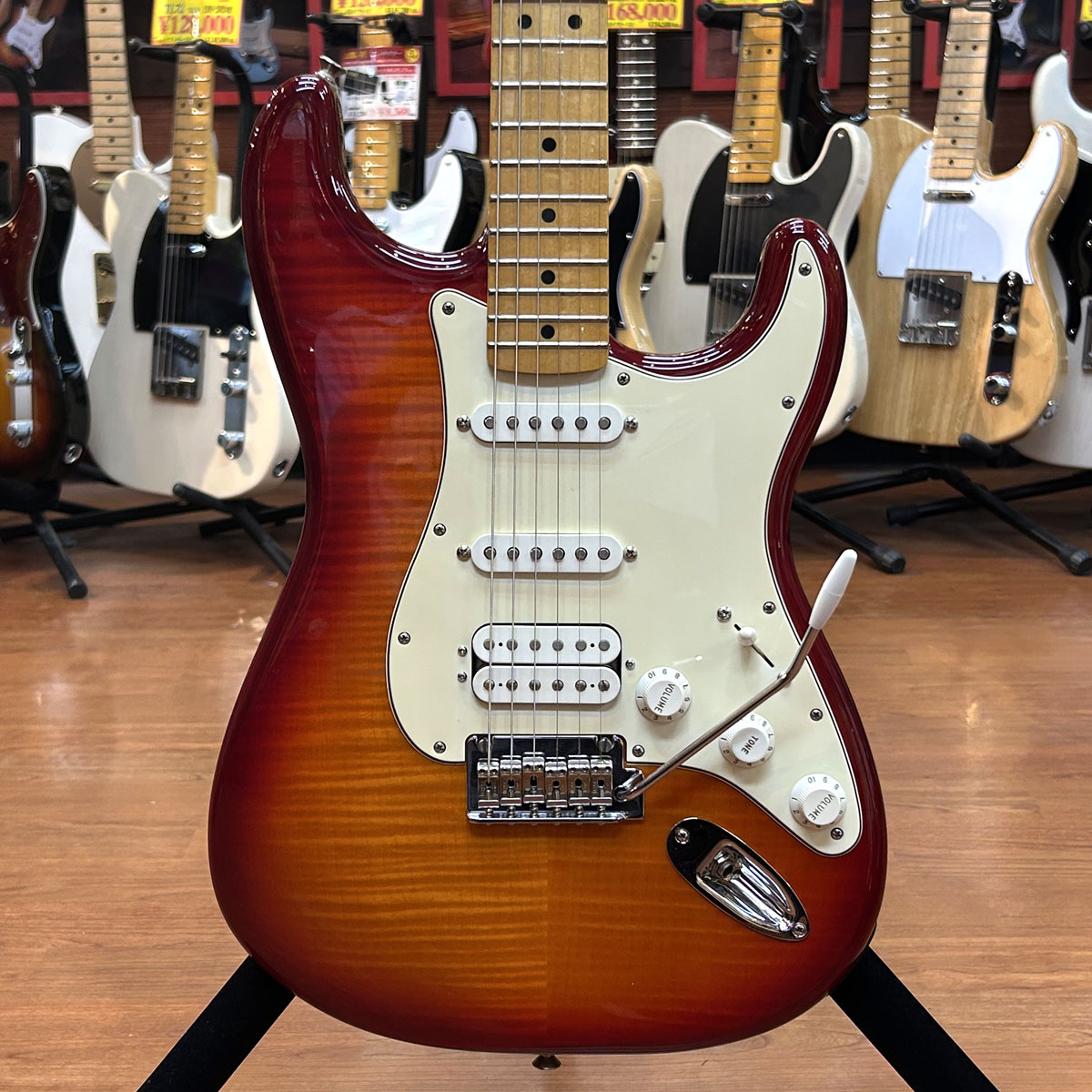 Standard Stratocaster HSS Plustop 2014年製