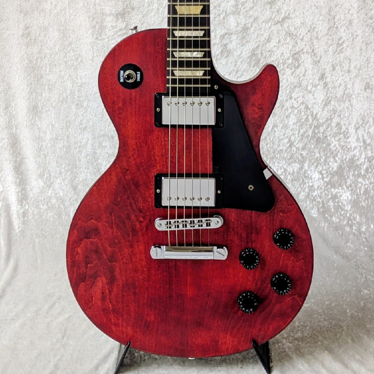 Les Paul Studio Faded Worn Cherry　2012年製