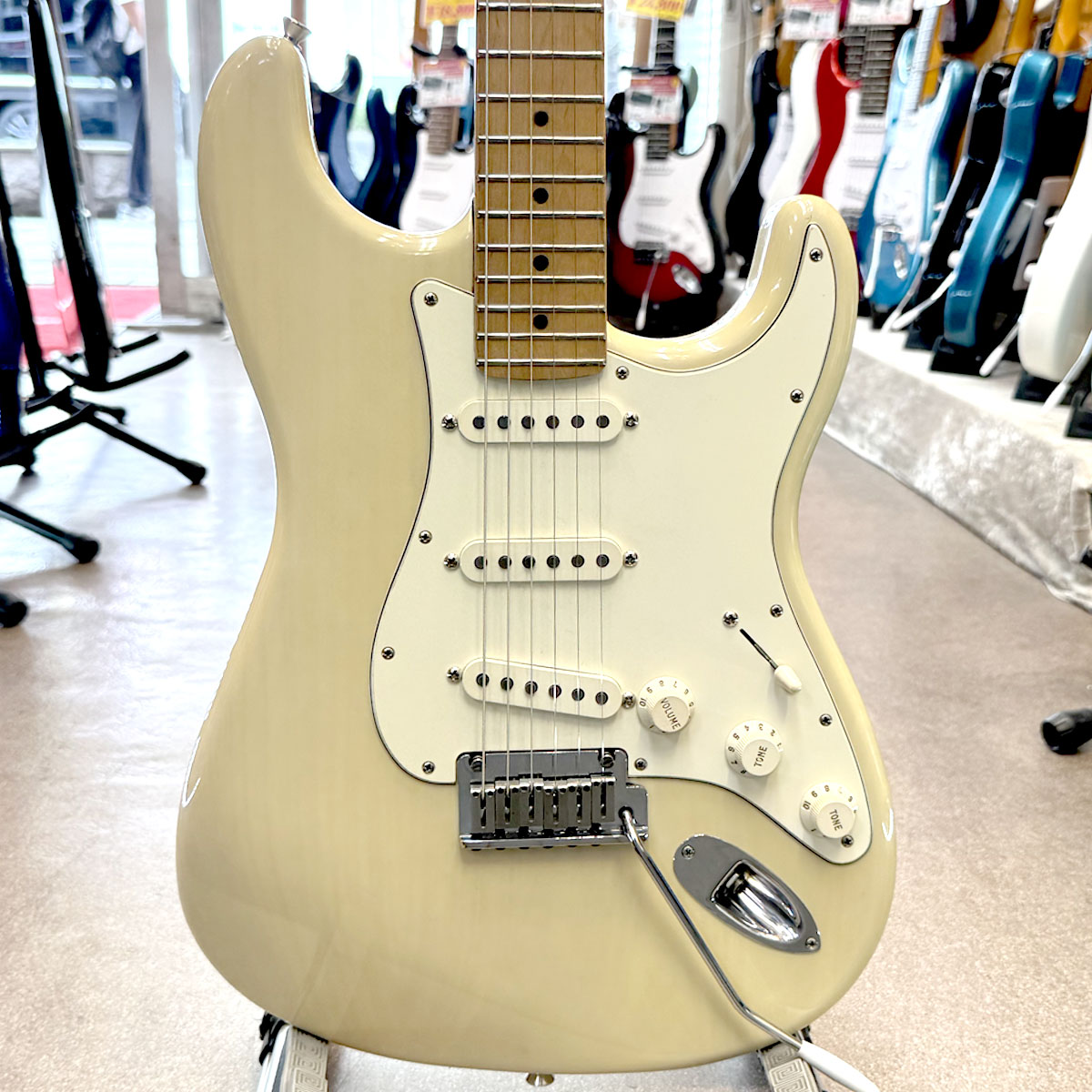 American Standard Stratocaster Ash  2000年製