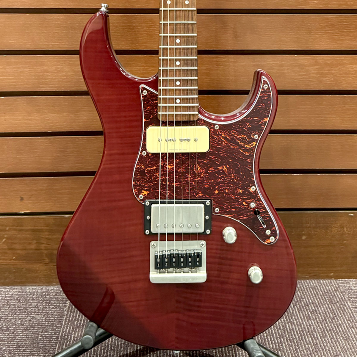 Pacifica 611HFM