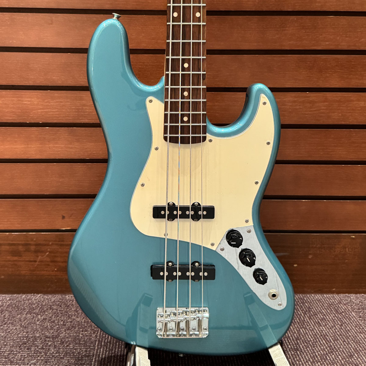 Affinity Jazz Bass