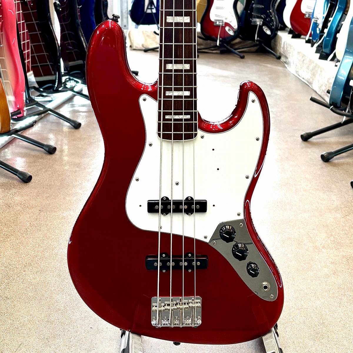 Made in Japan Heritage Late 60s Jazz Bass　2023年製