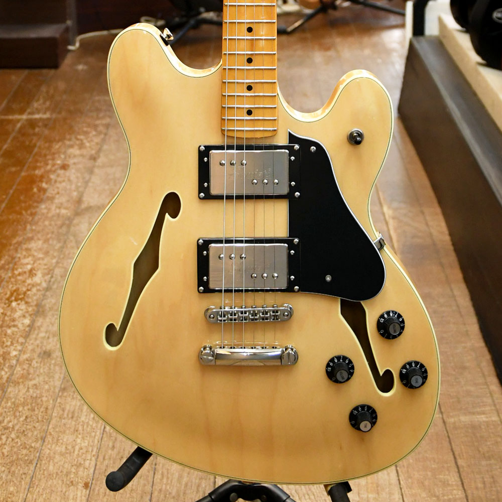 Classic Vibe Starcaster